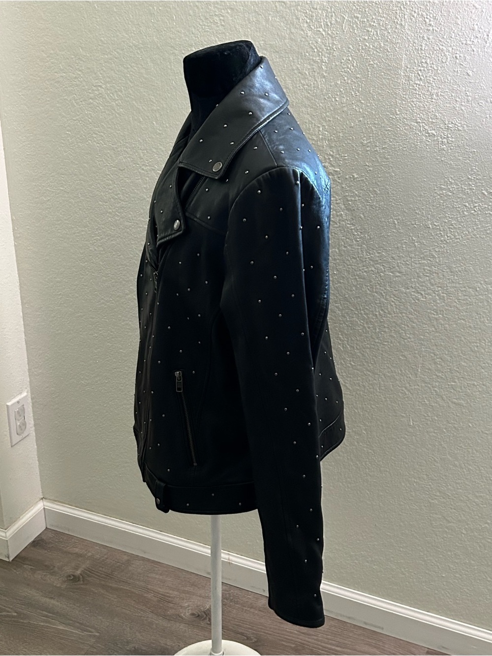Harley-Davidson Studded Lambskin Leather Jacket Size Large - Picture 2 of 14